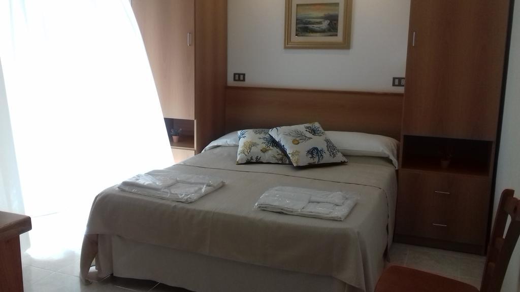 Villa Laura Residence Hotel Apartments & Studios Ascea Zewnętrze zdjęcie